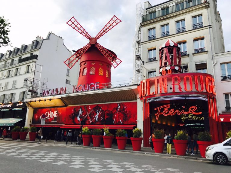 Que ver y hacer en París, Moulin Rouge