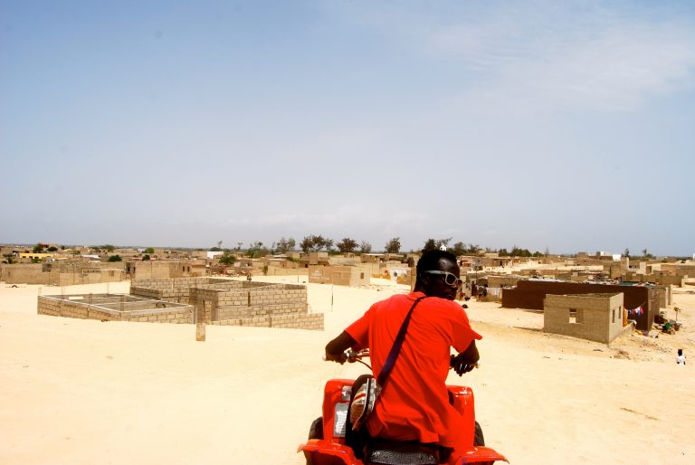 Lago rosa de Senegal, cómo llegar, qué ver y qué hacer