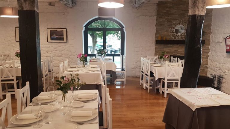 Restaurante donde comer con niños en la Casona de Don Blas en Cantabria