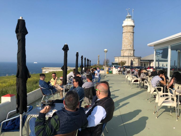 Terraza Faro Santander